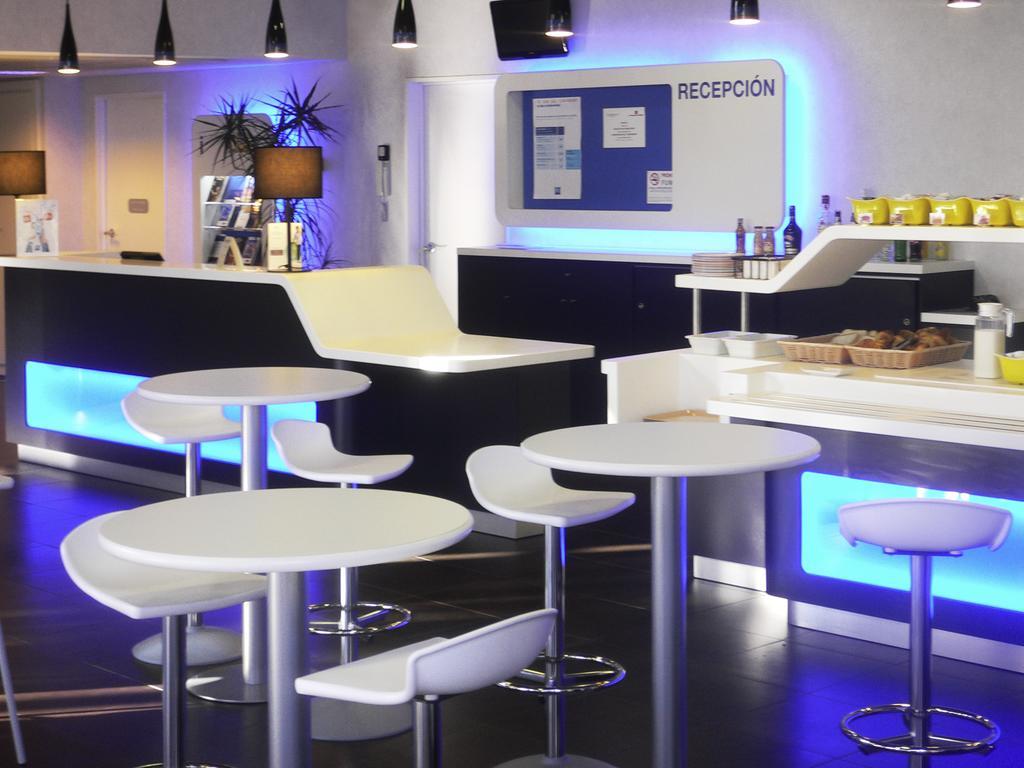 Ibis Budget Madrid Alcala De Henares La Dehesa Luaran gambar